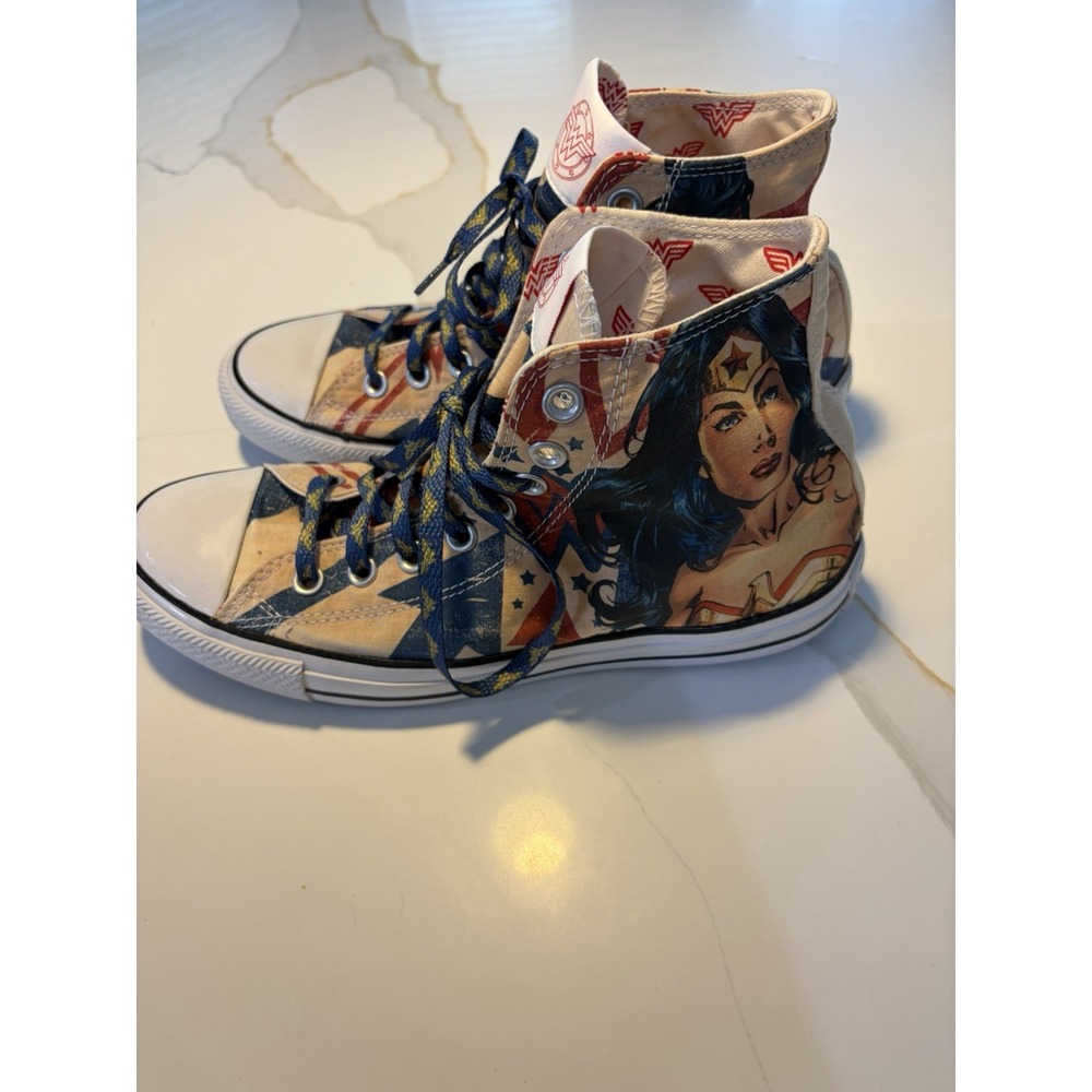 Converse All Star Wonder Woman DC Comics High Top Sneakers Women's 9.5 Men's 7.5